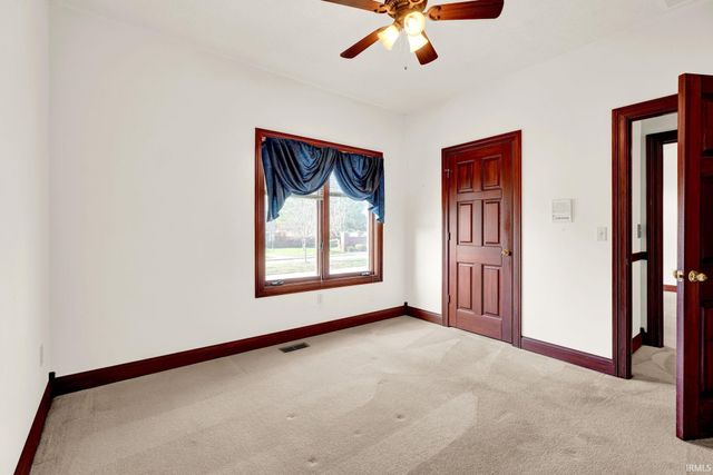 4528 Bridgestone Boulevard, Newburgh, IN 47630