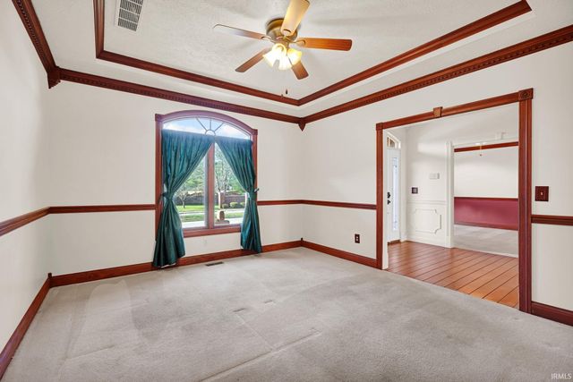 4528 Bridgestone Boulevard, Newburgh, IN 47630