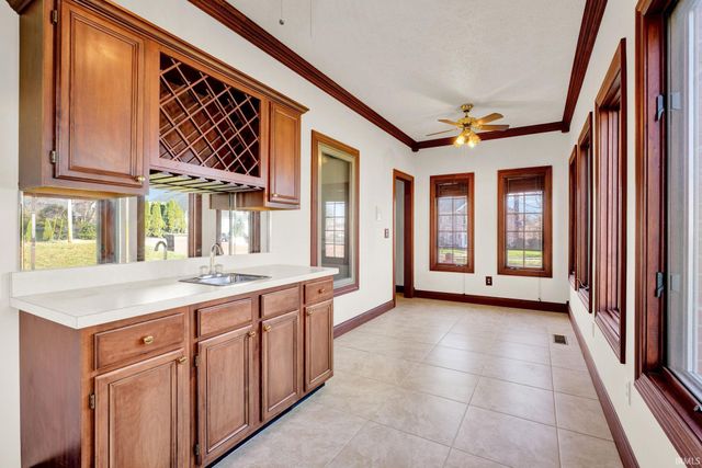 4528 Bridgestone Boulevard, Newburgh, IN 47630