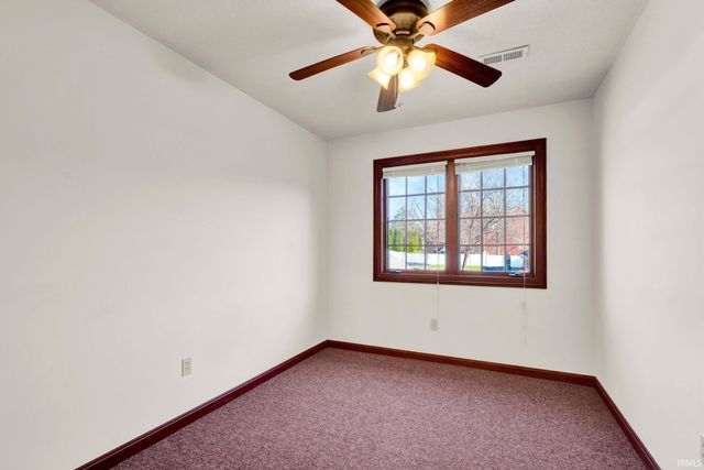 4528 Bridgestone Boulevard, Newburgh, IN 47630