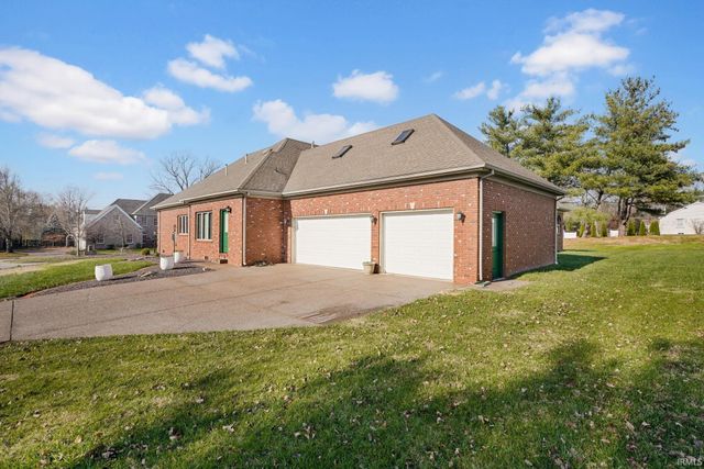 4528 Bridgestone Boulevard, Newburgh, IN 47630