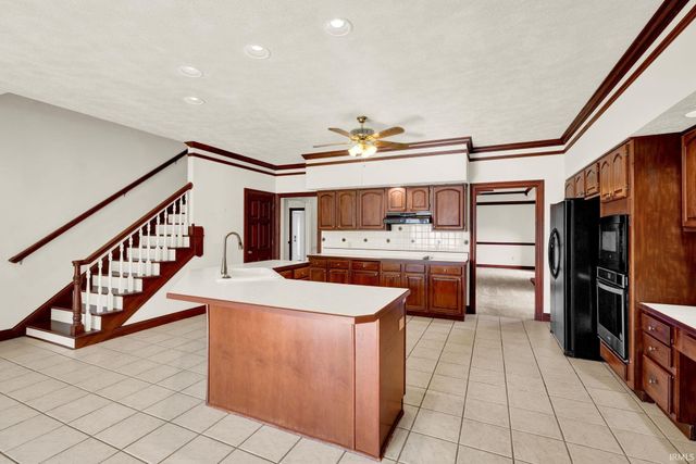 4528 Bridgestone Boulevard, Newburgh, IN 47630