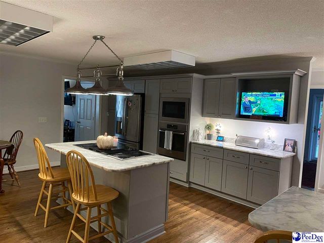 1333 New Market Rd, Hartsville, SC 29550