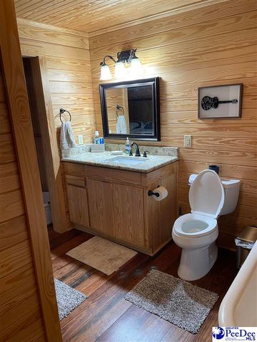 1333 New Market Rd, Hartsville, SC 29550