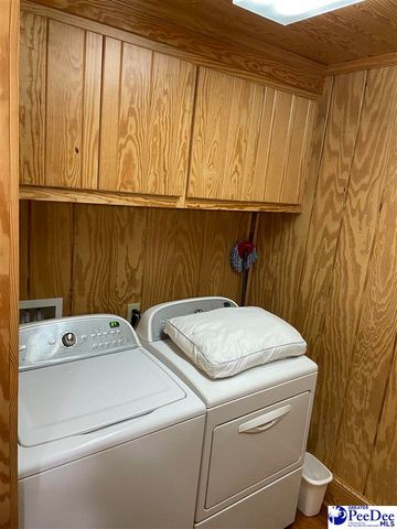 1333 New Market Rd, Hartsville, SC 29550