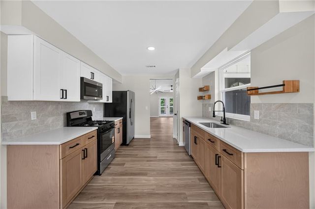 2238 Leslie Brook Drive, Decatur, GA 30035