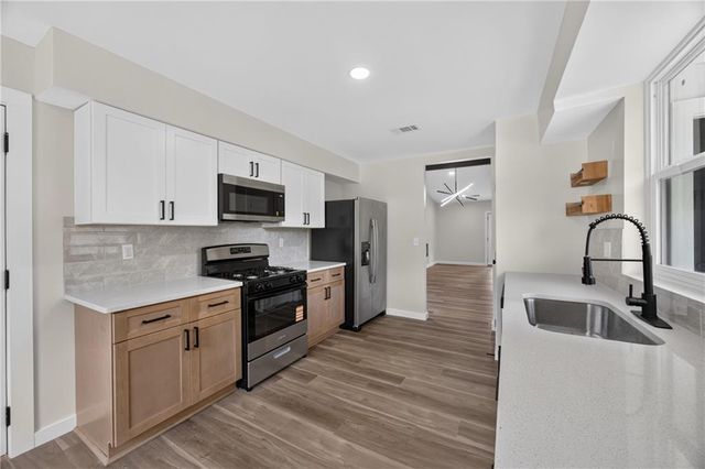 2238 Leslie Brook Drive, Decatur, GA 30035