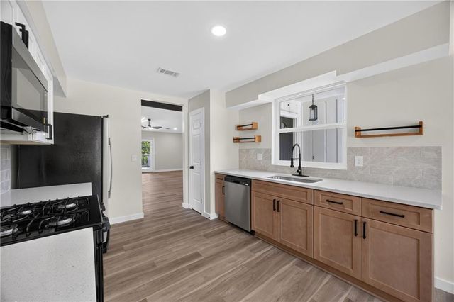 2238 Leslie Brook Drive, Decatur, GA 30035