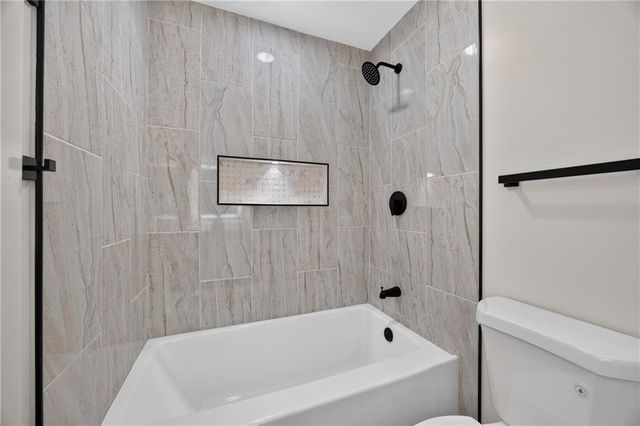2238 Leslie Brook Drive, Decatur, GA 30035