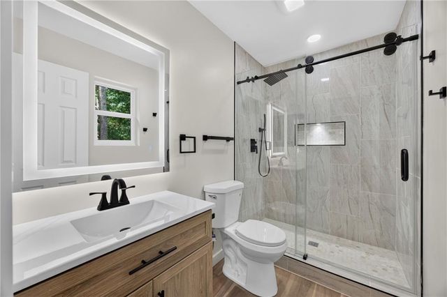 2238 Leslie Brook Drive, Decatur, GA 30035