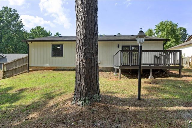 2238 Leslie Brook Drive, Decatur, GA 30035