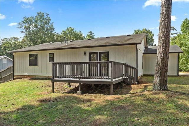 2238 Leslie Brook Drive, Decatur, GA 30035