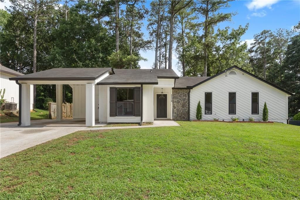 2238 Leslie Brook Drive, Decatur, GA 30035