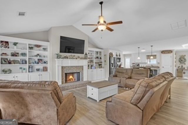 308 Kinsley Way, Statham, GA 30666