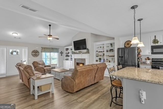 308 Kinsley Way, Statham, GA 30666