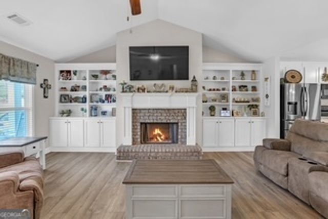 308 Kinsley Way, Statham, GA 30666
