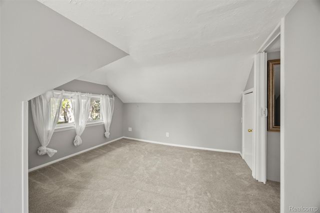 1545 Tanfield Street, West Bloomfield Charter Township, MI 48324