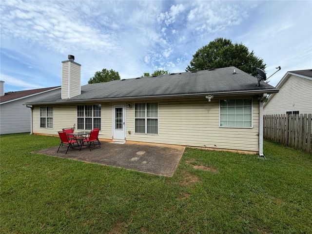 2800 Hillvale Cove Way, Lithonia, GA 30058
