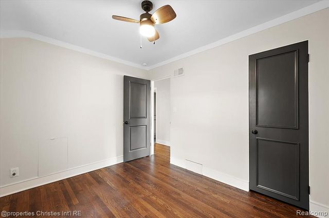 2898 Yorkshire Road, Birmingham, MI 48009