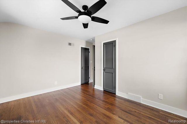 2898 Yorkshire Road, Birmingham, MI 48009