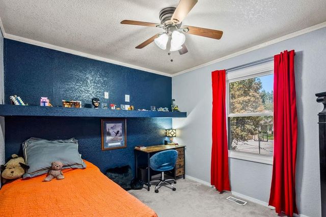 1312 Barnes Drive, Lee's Summit, MO 64086