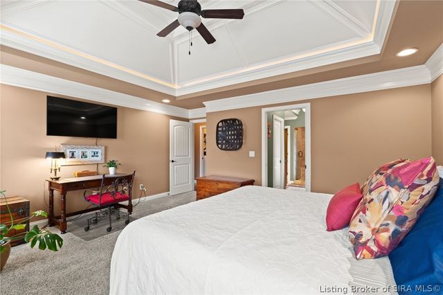 3435 Royal Lake Drive, Floyds Knobs, IN 47119