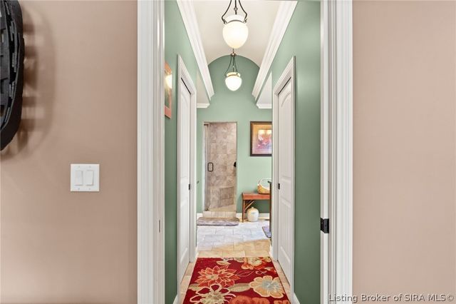 3435 Royal Lake Drive, Floyds Knobs, IN 47119