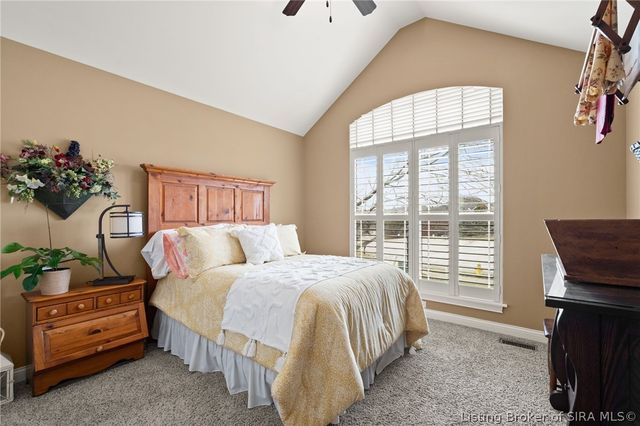 3435 Royal Lake Drive, Floyds Knobs, IN 47119