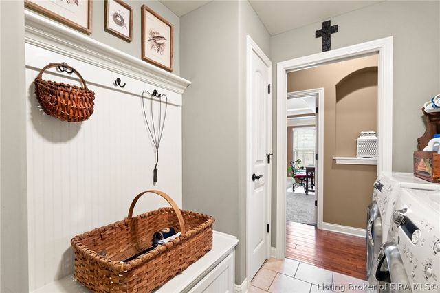 3435 Royal Lake Drive, Floyds Knobs, IN 47119