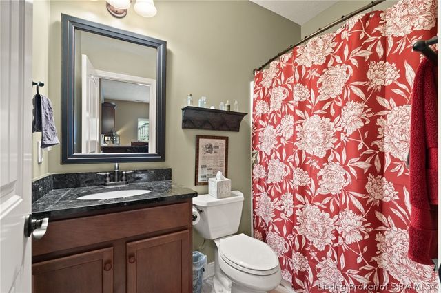 3435 Royal Lake Drive, Floyds Knobs, IN 47119