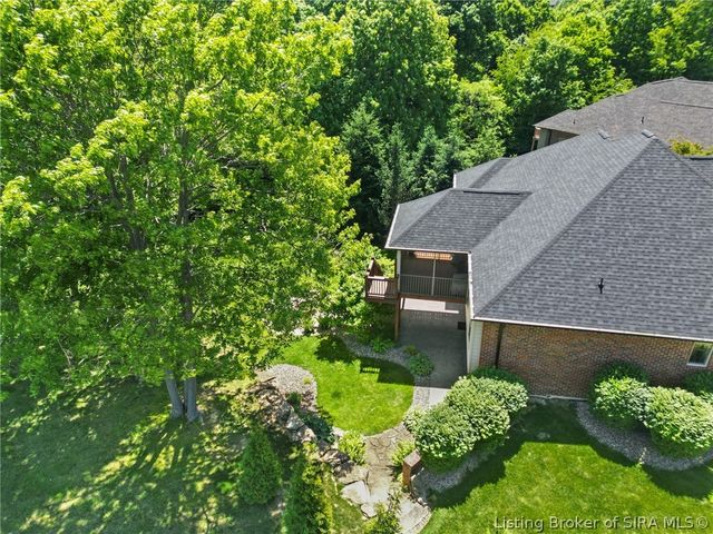 3435 Royal Lake Drive, Floyds Knobs, IN 47119