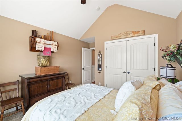 3435 Royal Lake Drive, Floyds Knobs, IN 47119