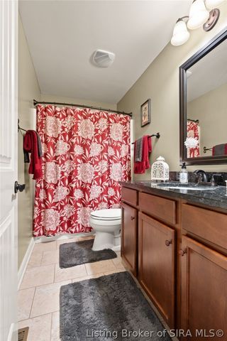 3435 Royal Lake Drive, Floyds Knobs, IN 47119