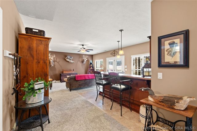 3435 Royal Lake Drive, Floyds Knobs, IN 47119