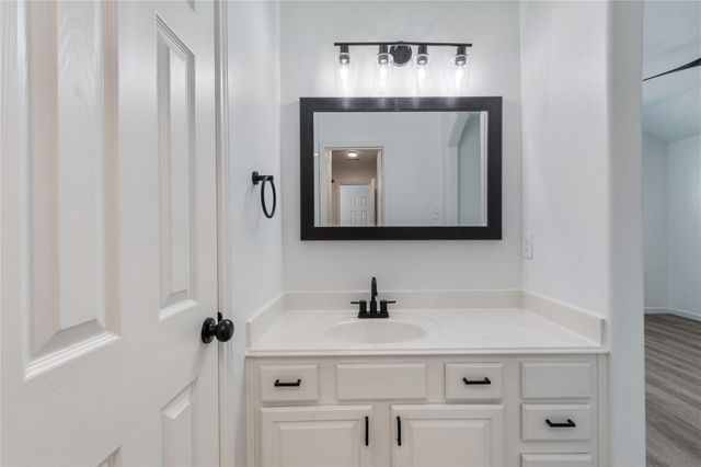 2214 Sterling Oaks Drive, Rosharon, TX 77583