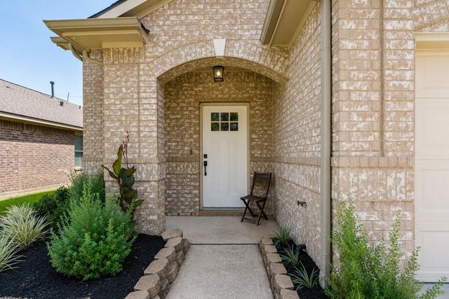 2214 Sterling Oaks Drive, Rosharon, TX 77583