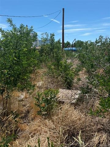 406 Second Street, Roggen, CO 80652