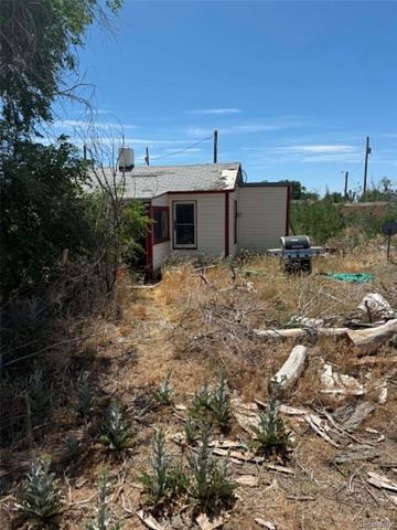 406 Second Street, Roggen, CO 80652