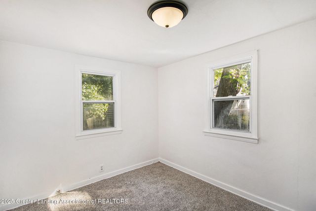 3611 Homewood Avenue, Lansing, MI 48910