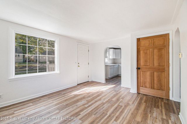 3611 Homewood Avenue, Lansing, MI 48910