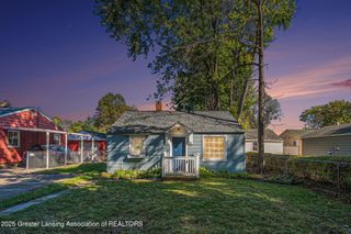 3611 Homewood Avenue, Lansing, MI 48910