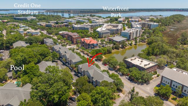 280 Seven Farms Drive Unit 202, Charleston, SC 29492