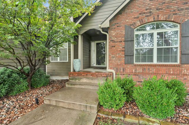 357 S Grand Mere Ct, Wichita, KS 67230