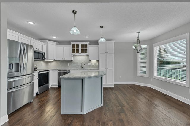 357 S Grand Mere Ct, Wichita, KS 67230