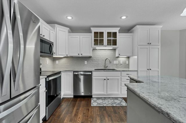 357 S Grand Mere Ct, Wichita, KS 67230