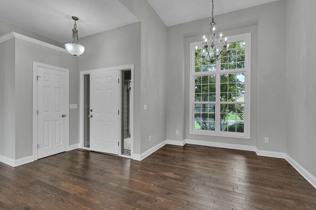 357 S Grand Mere Ct, Wichita, KS 67230