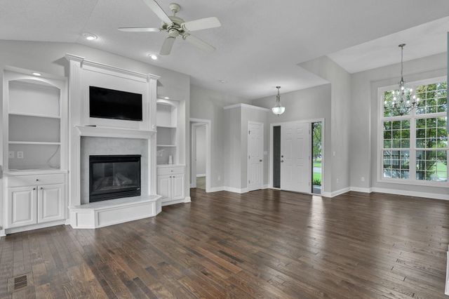 357 S Grand Mere Ct, Wichita, KS 67230