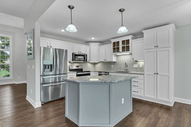 357 S Grand Mere Ct, Wichita, KS 67230