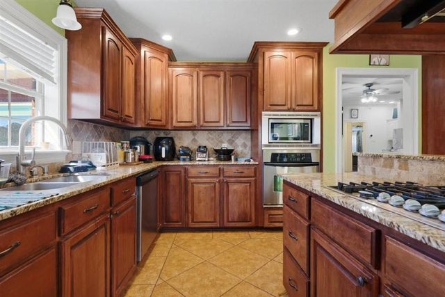 5846 W Kayleigh Lane, Lake Charles, LA 70605