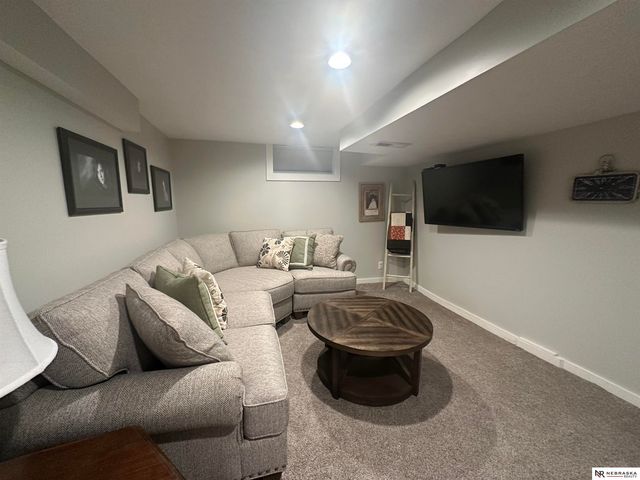 5022 Lafayette Avenue, Omaha, NE 68132